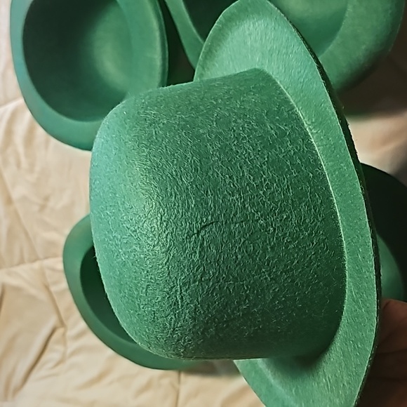 Green St. Patrick's Day Hats (set of 5) - Picture 10 of 10